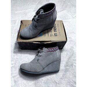 Toms desert wedge grey trim bootie women size 7